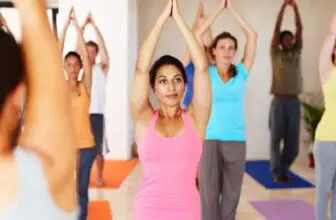 How Does Eco-Friendly Yoga Gear Benefit the Planet and Your Practice?